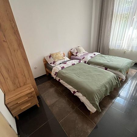 Butikowe Pokoje Zdroj Glucholazy Exteriör bild